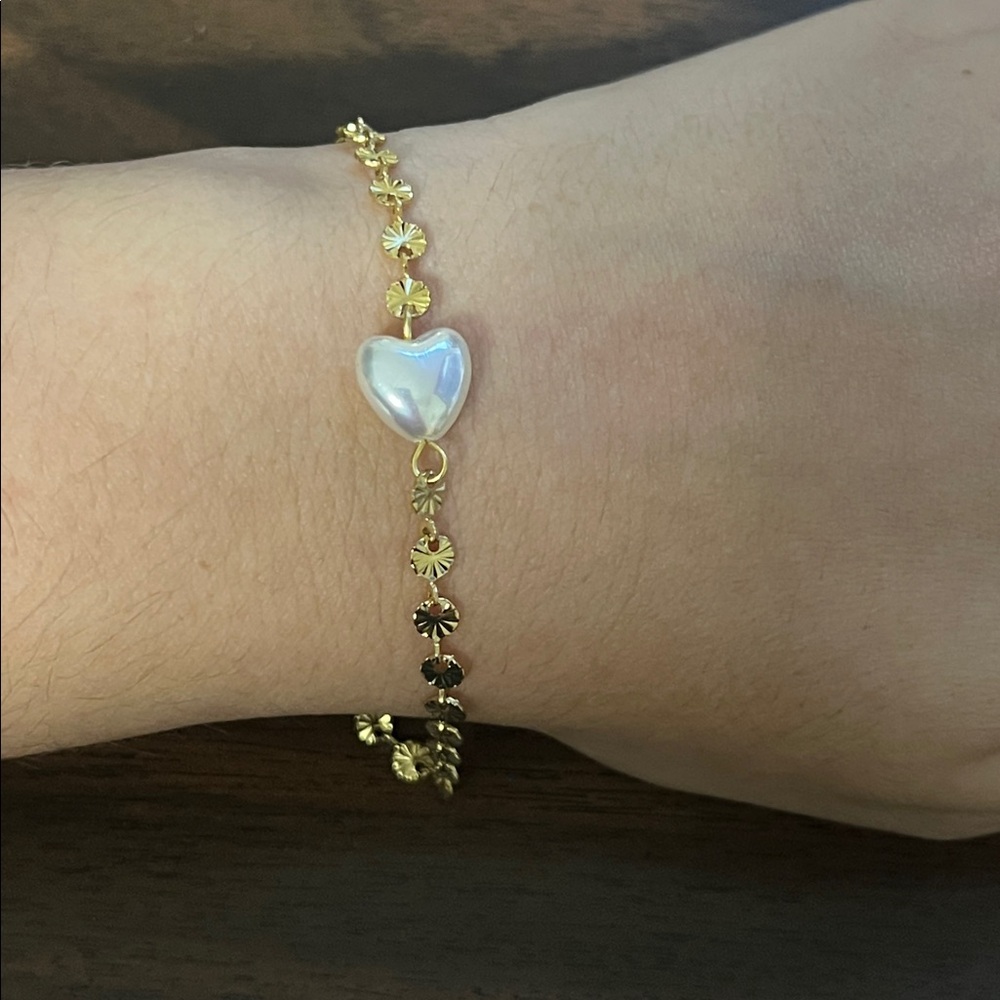 Gold plated stainless steel circle chain with heart bead